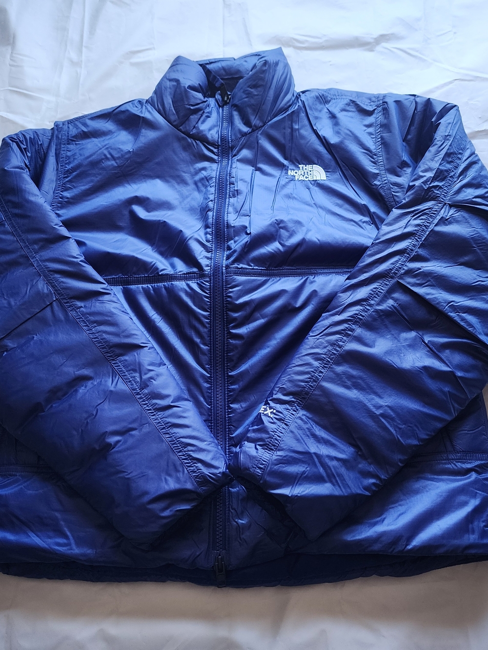 The North Face Women's Pertex Explore Lightweight Insulated Jacket Bold Blue Med View 4